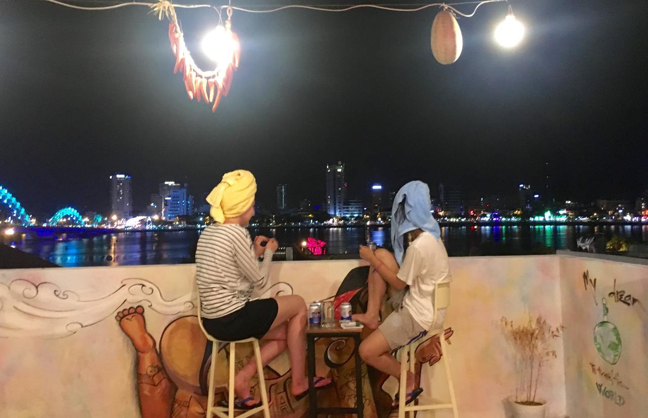 Tango Hostel Da Nang Exteriör bild