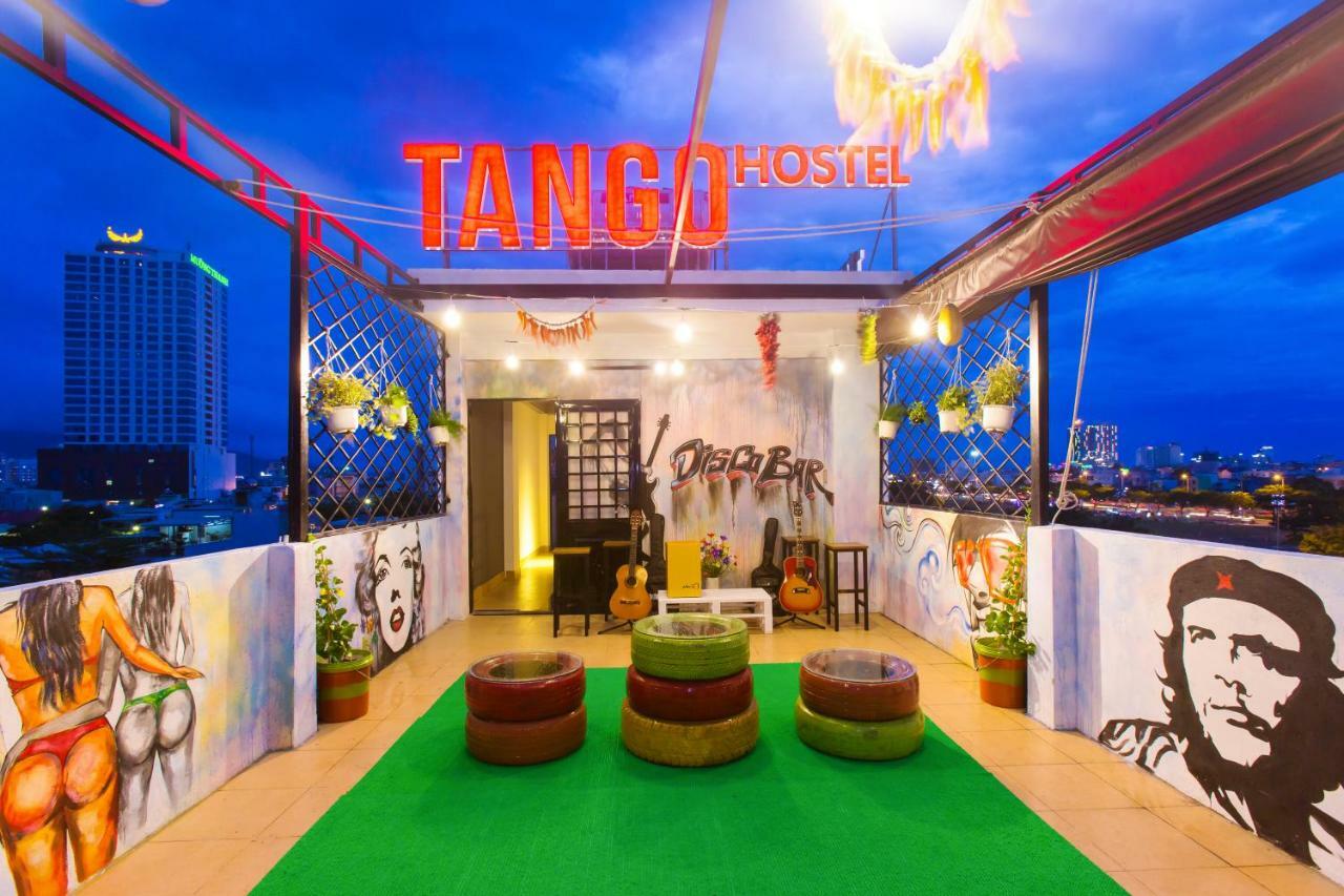 Tango Hostel Da Nang Exteriör bild