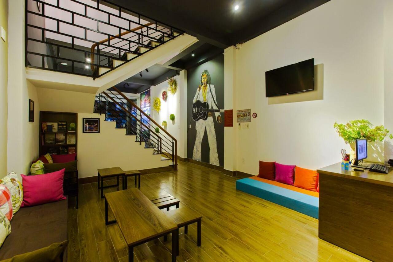 Tango Hostel Da Nang Exteriör bild