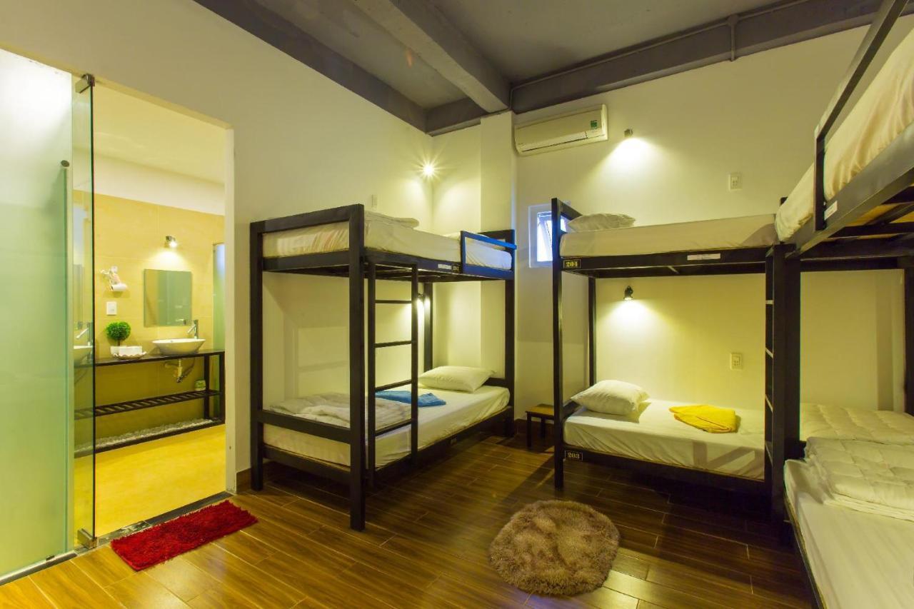Tango Hostel Da Nang Exteriör bild
